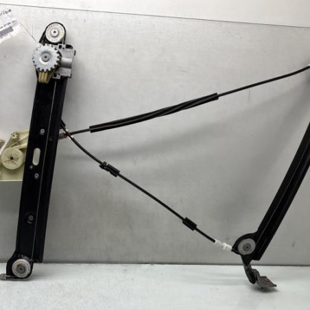 Leve vitre electrique avant gauche BMW SERIE 1 E81 Photo n°1