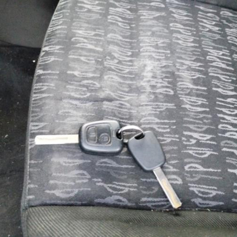 Pompe de direction PEUGEOT 307 Photo n°20