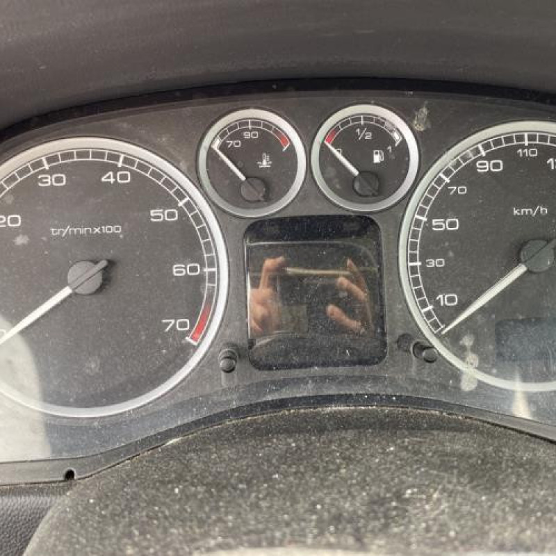 Pompe de direction PEUGEOT 307 Photo n°18