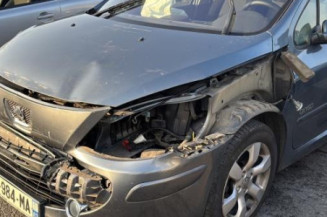 Pompe de direction PEUGEOT 307 Photo n°1