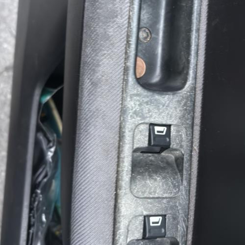 Pompe de direction PEUGEOT 307 Photo n°10