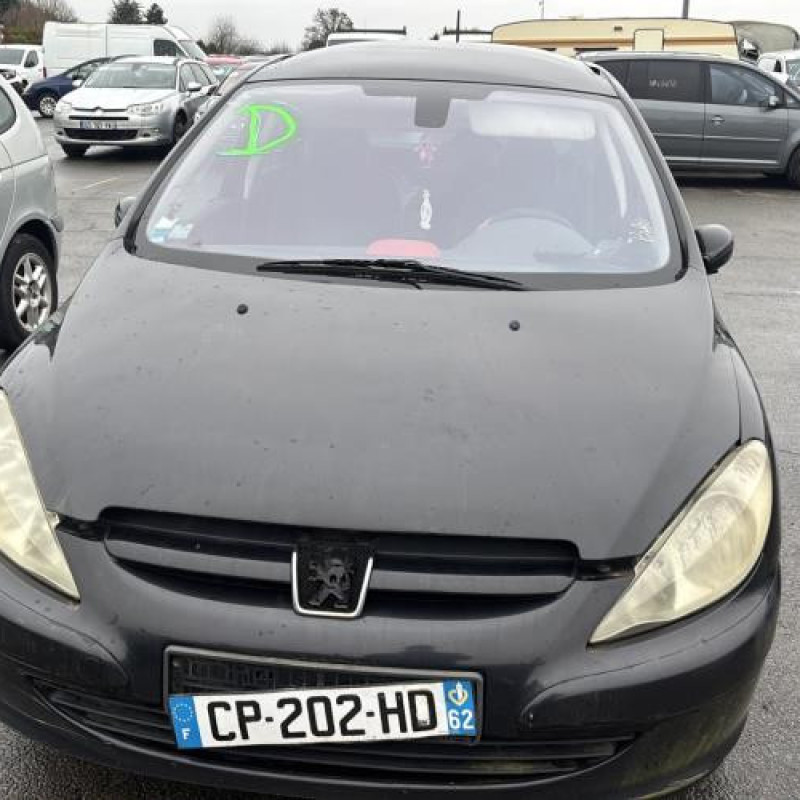 Feu arriere stop central PEUGEOT 307 Photo n°6