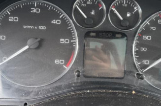 Feu arriere stop central PEUGEOT 307