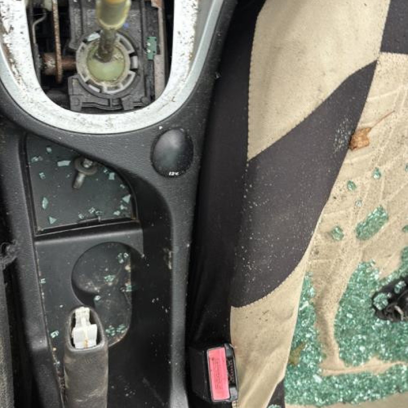 Feu arriere stop central PEUGEOT 307 Photo n°18