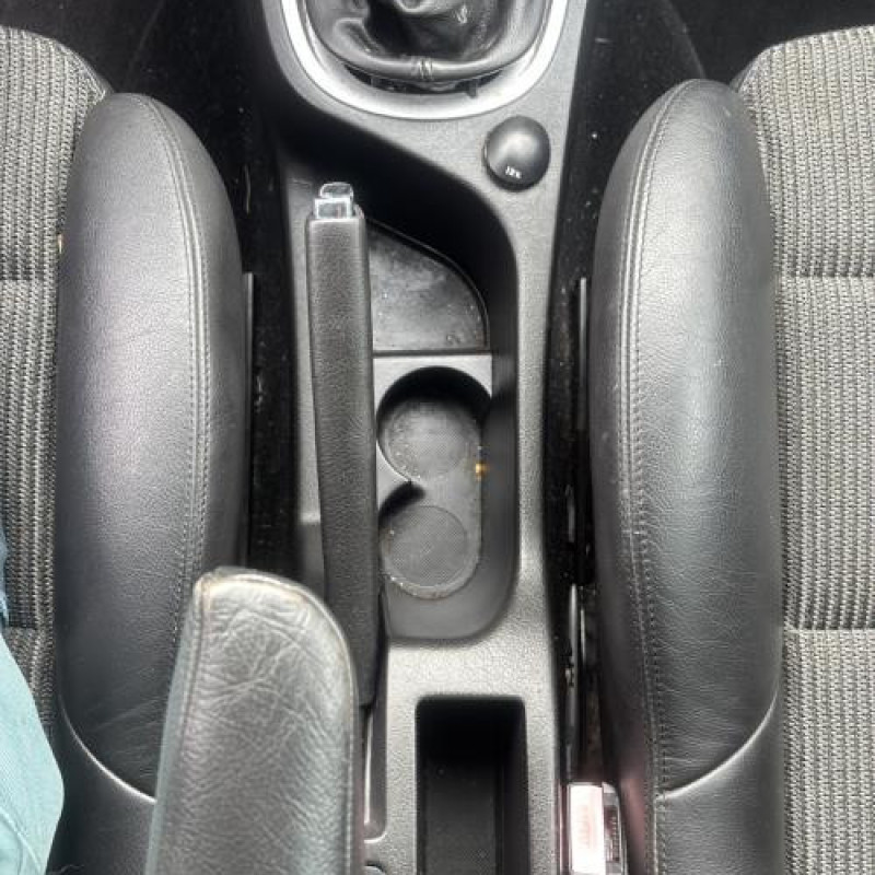 Feu arriere stop central PEUGEOT 307 Photo n°18