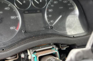 Compteur PEUGEOT 307