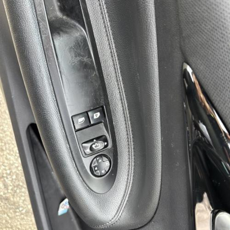 Feu arriere stop central CITROEN DS3 Photo n°11