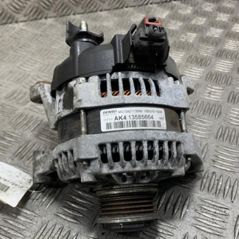 Alternateur OPEL CORSA E Photo n°1