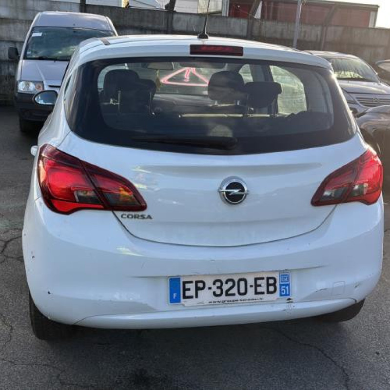 Alternateur OPEL CORSA E Photo n°20