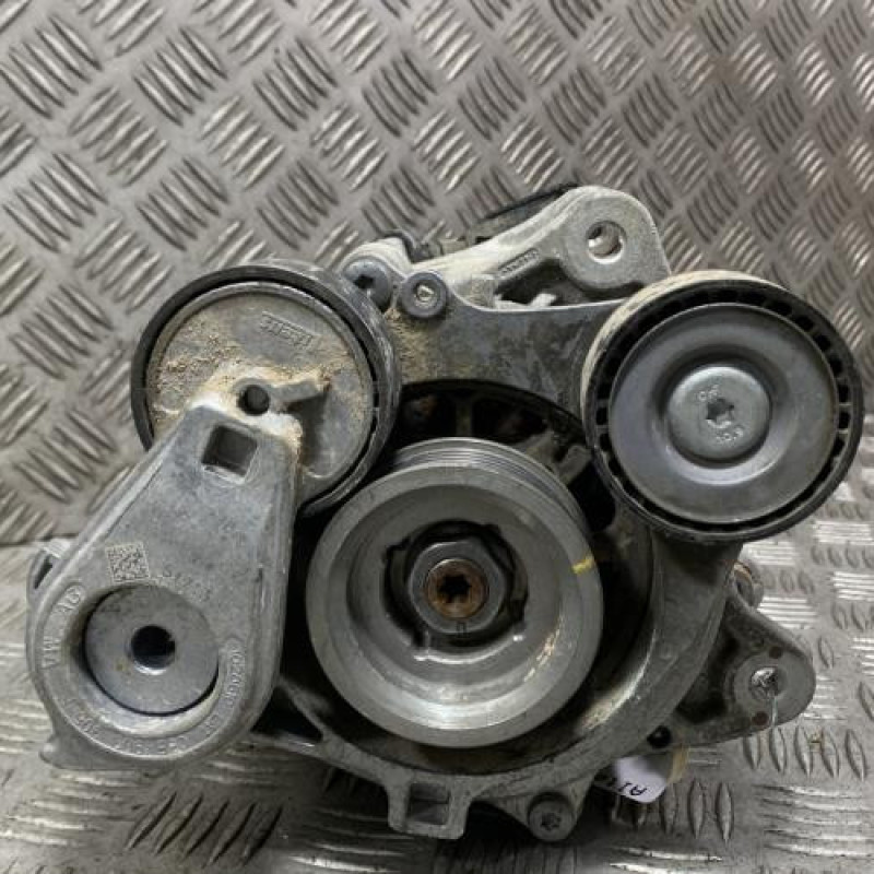 Alternateur AUDI A3 4 Photo n°4