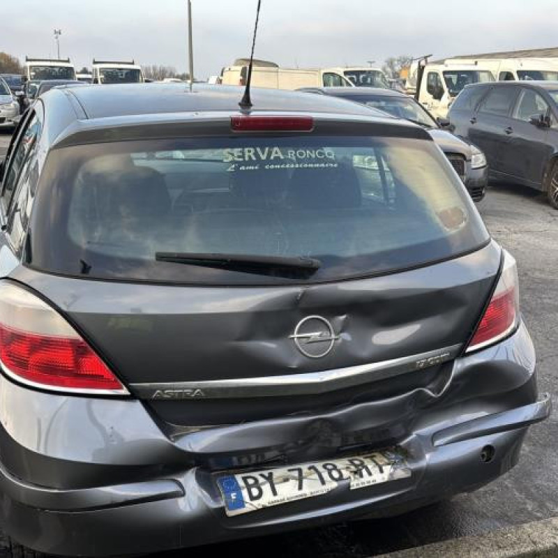 Aile avant gauche OPEL ASTRA H Photo n°9