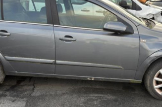 Aile avant gauche OPEL ASTRA H