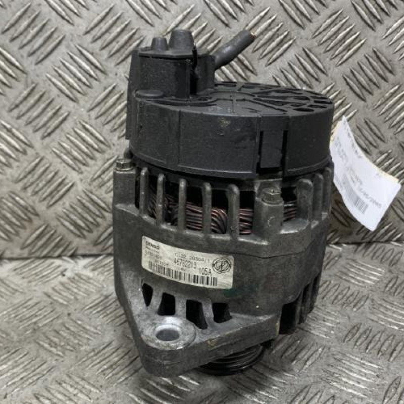 Alternateur ALFA ROMEO GT Photo n°1