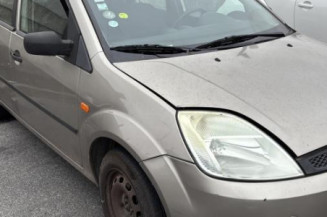 Retroviseur droit FORD FIESTA 5