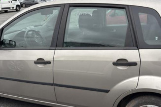 Retroviseur droit FORD FIESTA 5