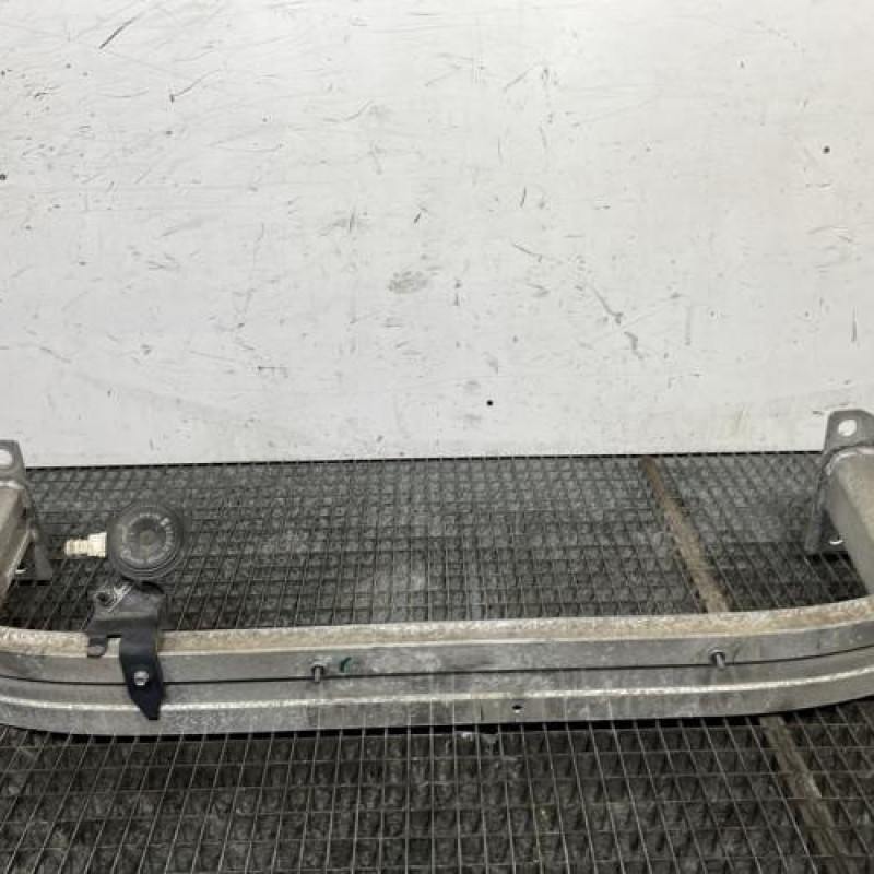 Renfort pare choc avant (traverse) RENAULT CLIO 4 Photo n°4