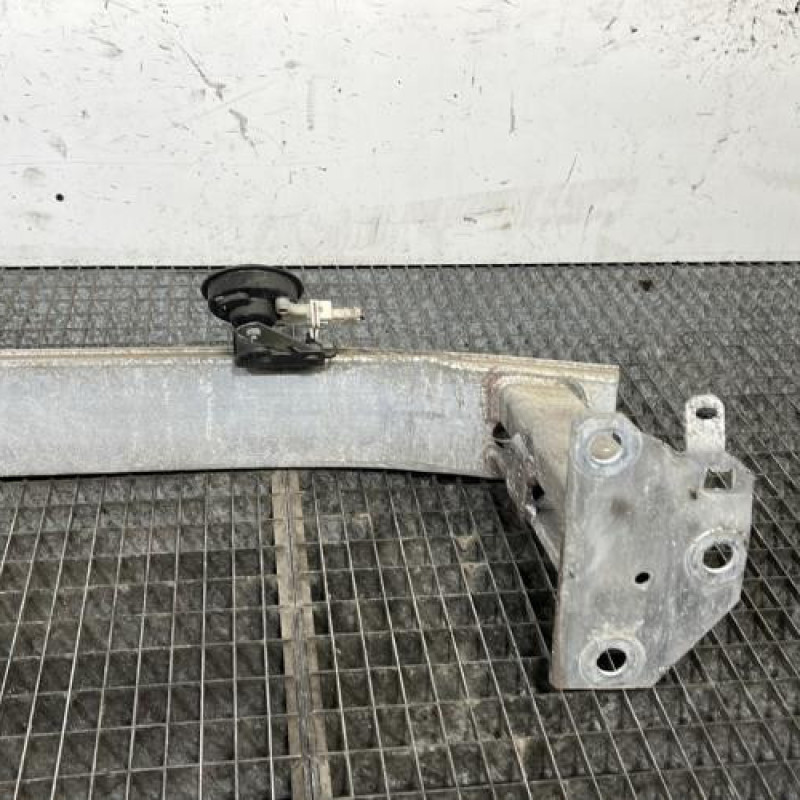 Renfort pare choc avant (traverse) RENAULT CLIO 4 Photo n°6