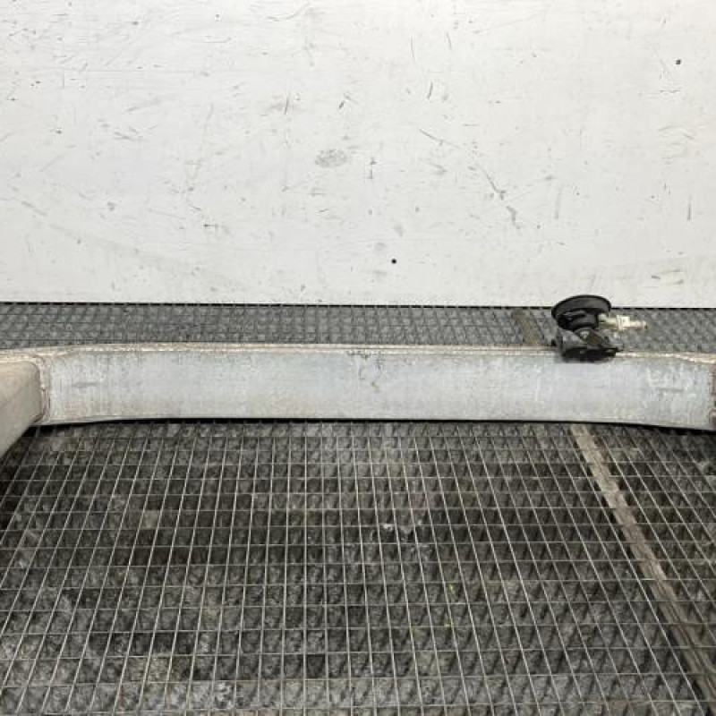 Renfort pare choc avant (traverse) RENAULT CLIO 4 Photo n°7