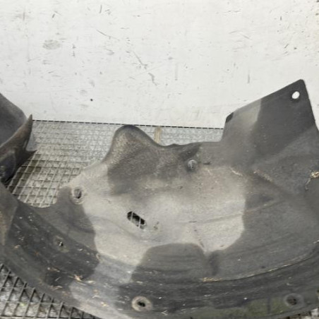 Pare boue avant gauche RENAULT MEGANE 4