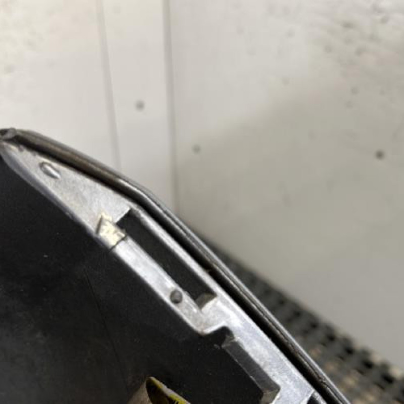 Pare choc arriere OPEL CORSA D Photo n°6