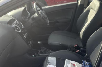 Pare choc arriere OPEL CORSA D