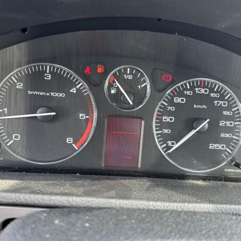 Boitier servitude moteur (BSM) PEUGEOT 407 Photo n°18