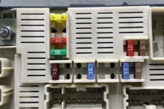 Boitier USM RENAULT SCENIC 2