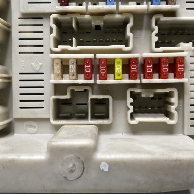 Boitier USM  RENAULT SCENIC 2 Photo n°3