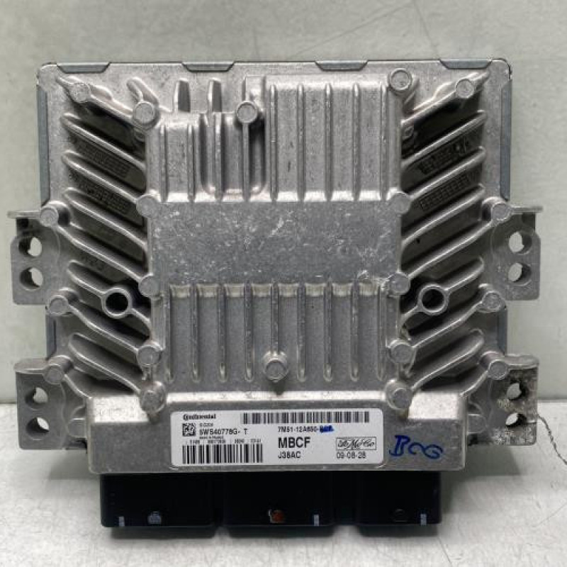 Calculateur moteur FORD FOCUS 2 Photo n°1