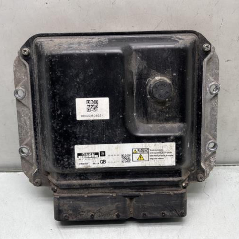 Calculateur moteur OPEL ZAFIRA B Photo n°1