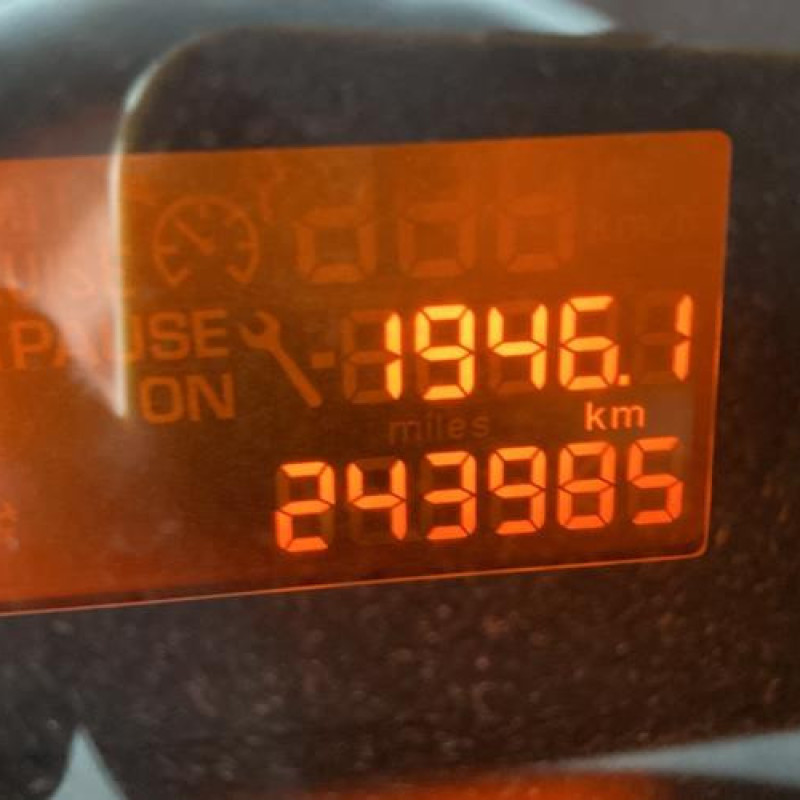 Calculateur moteur PEUGEOT 5008 1 Photo n°15