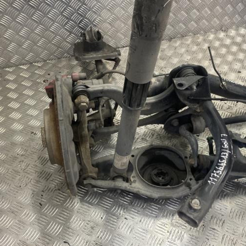 Essieu arriere VOLKSWAGEN GOLF 7 Photo n°3