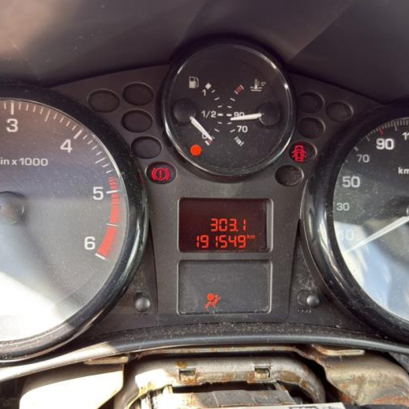 Boitier servitude moteur (BSM) PEUGEOT 207 Photo n°20