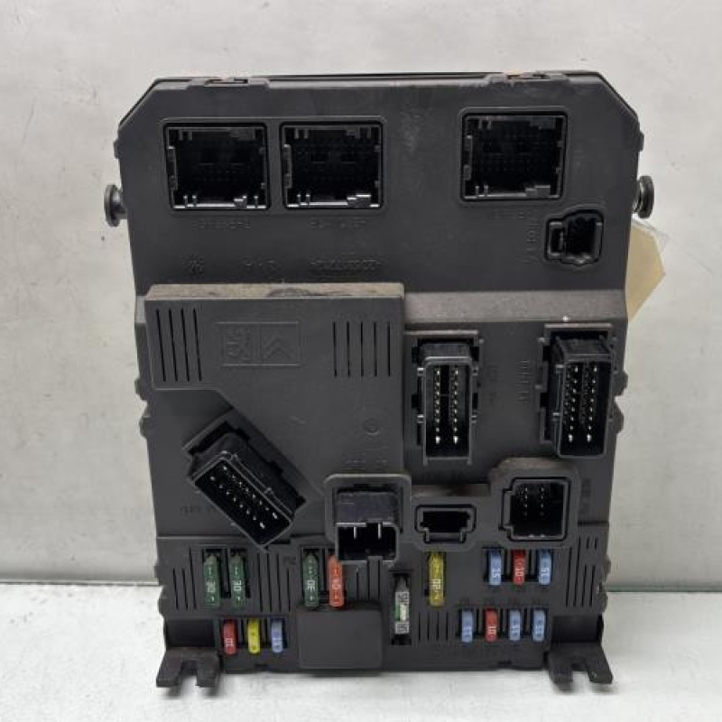 Boitier BSI PEUGEOT 206 Photo n°1