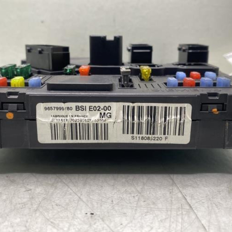 Boitier BSI PEUGEOT 206+ Photo n°4