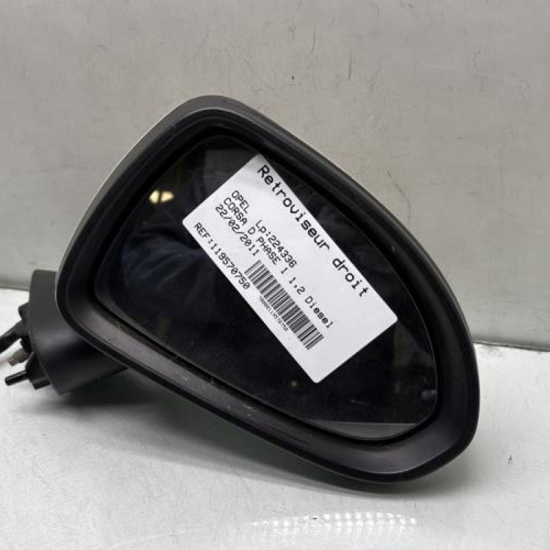 Retroviseur droit OPEL CORSA D Photo n°1