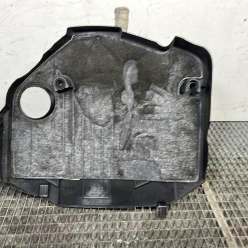 Cache moteur  BMW X1 E84 Photo n°4