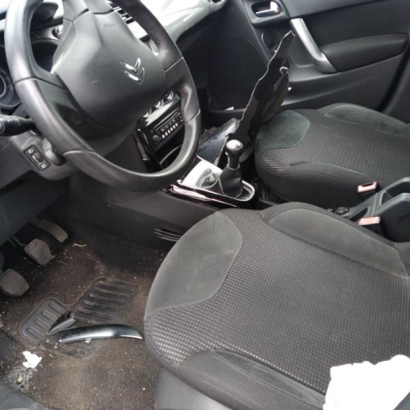 CITROEN C3 2 PHASE 1 1.6 HDI - 8V TURBO Photo n°3
