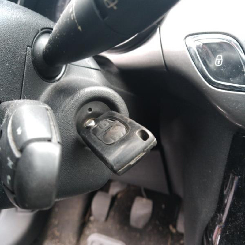 CITROEN C3 2 PHASE 1 1.6 HDI - 8V TURBO Photo n°7