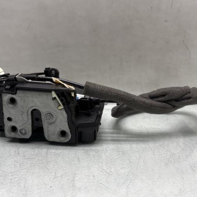 Serrure de porte de coffre gauche NISSAN TOWNSTAR Photo n°1