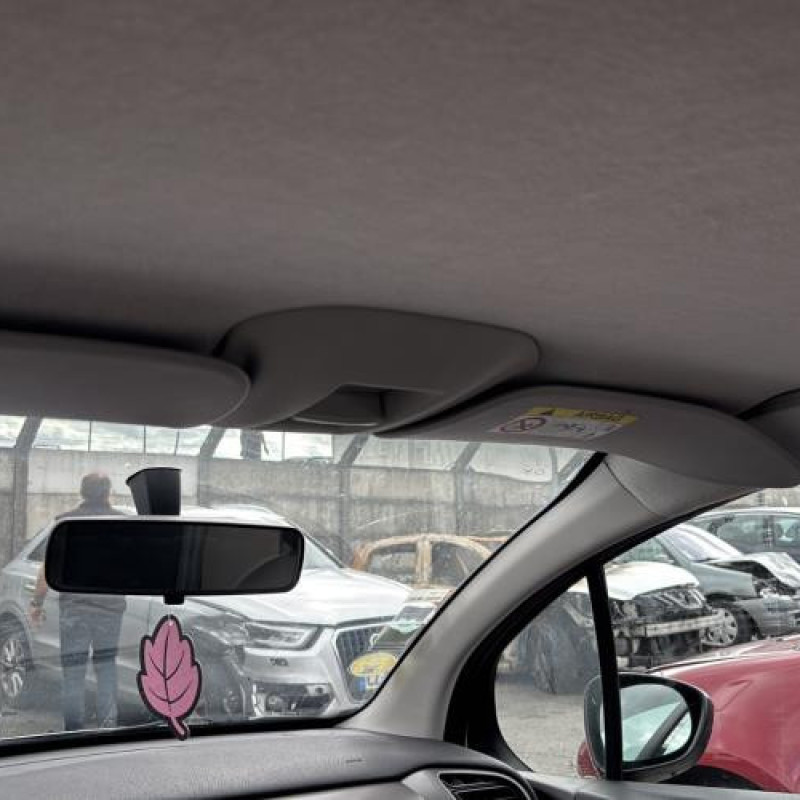 Feu arriere stop central CITROEN C3 2 Photo n°14