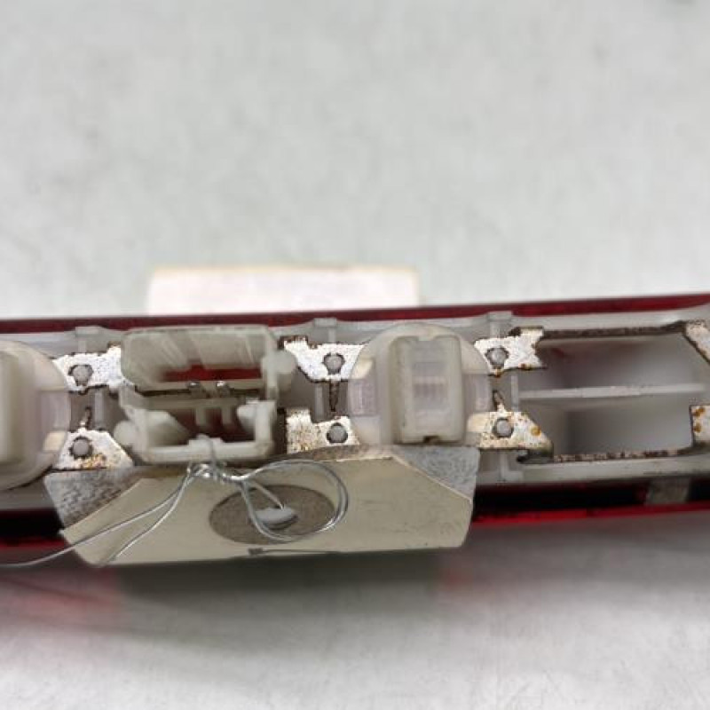 Feu arriere stop central CITROEN C3 2 Photo n°3