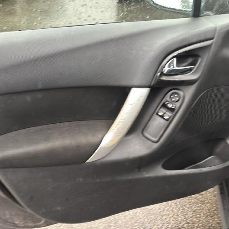 Leve vitre electrique avant droit CITROEN C3 2 Photo n°14