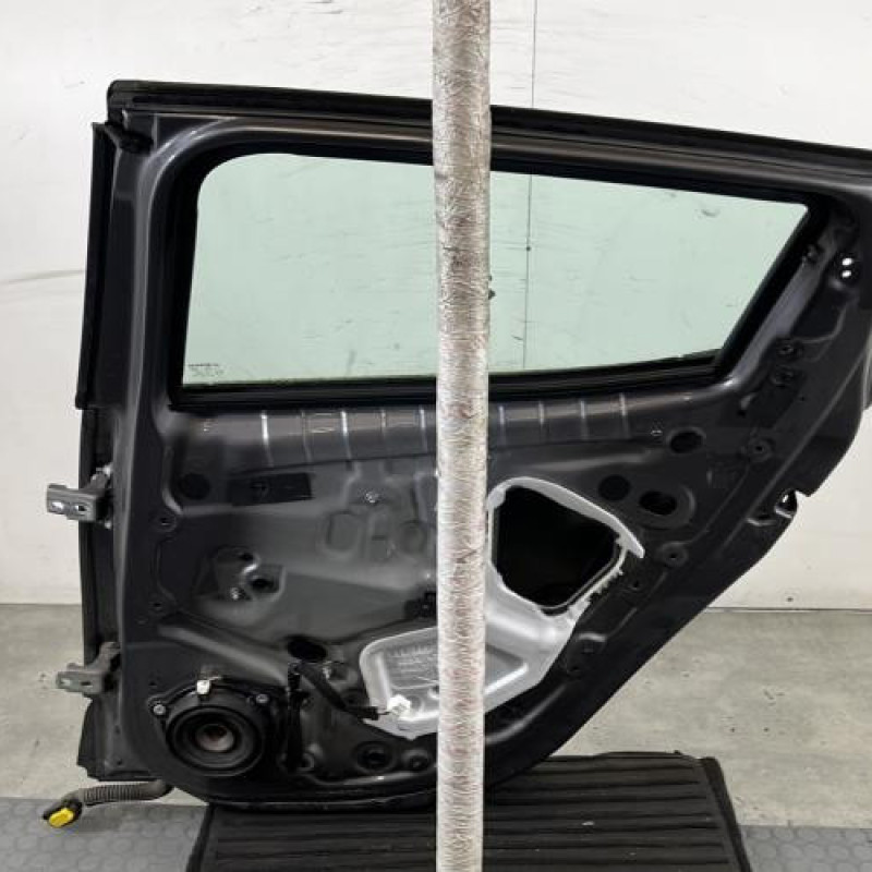 Porte arriere droit RENAULT CLIO 4 Photo n°4