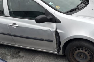 Aile avant gauche RENAULT CLIO 3