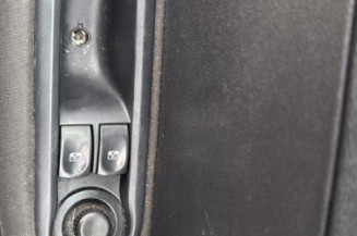 Aile avant gauche RENAULT CLIO 3