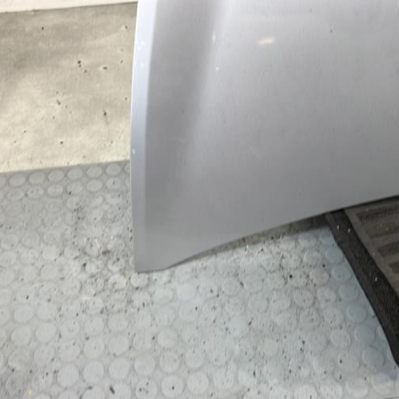 Capot RENAULT CLIO 3 Photo n°5