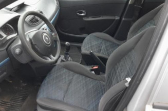 Capot RENAULT CLIO 3