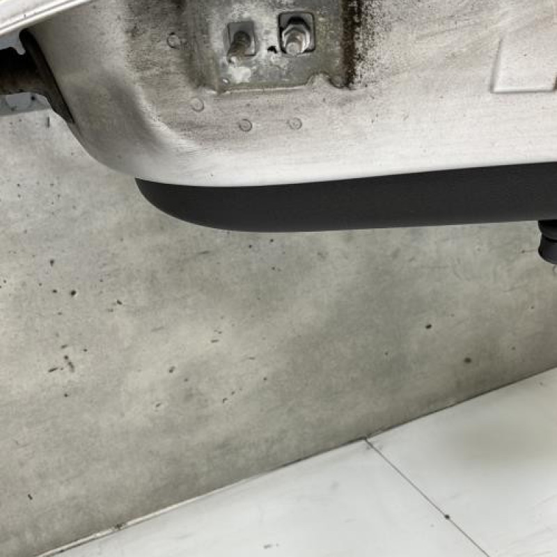 Porte arriere droit RENAULT CLIO 3 Photo n°5