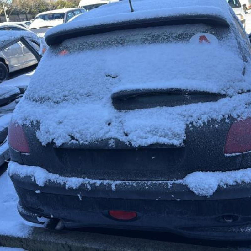 Aile avant droit PEUGEOT 206 Photo n°10